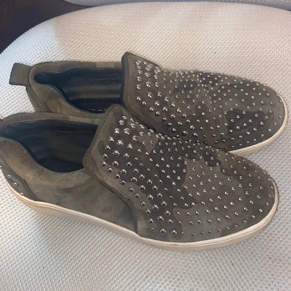 steve madden studded slip ons